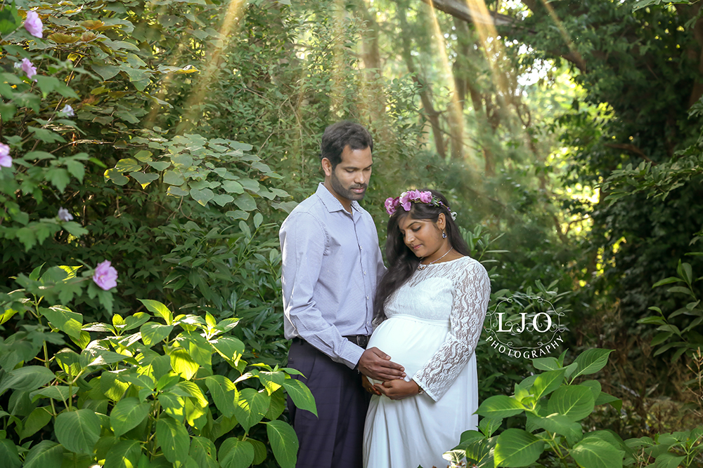 Indian Maternity Pregnancy Photoshoot Stunningly Beautiful - LJO Photography